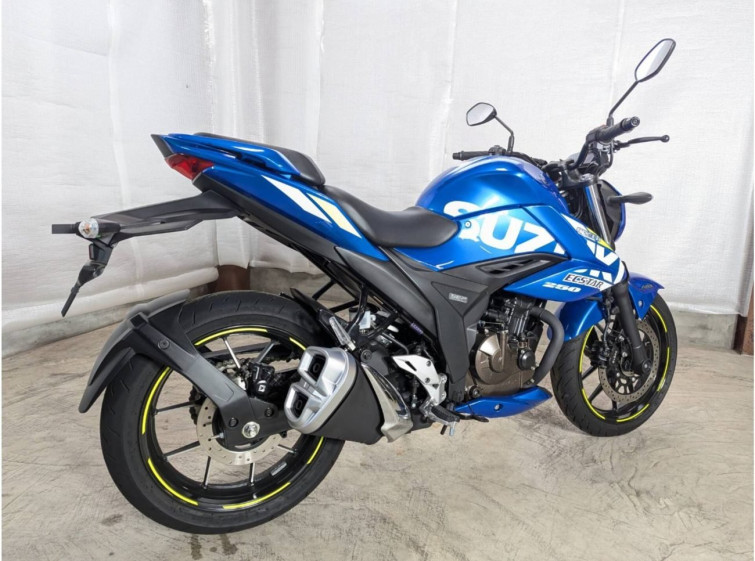 Мотоцикл Suzuki GIXXER250 з пробігом 685 km