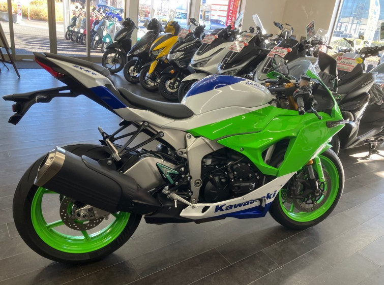 Мотоцикл Kawasaki NINJA ZX-6R с пробегом 6128 km