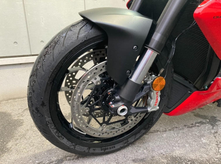 Мотоцикл Ducati DIAVEL з пробігом 3002 km