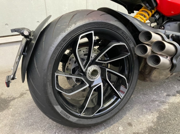 Мотоцикл Ducati DIAVEL з пробігом 3002 km