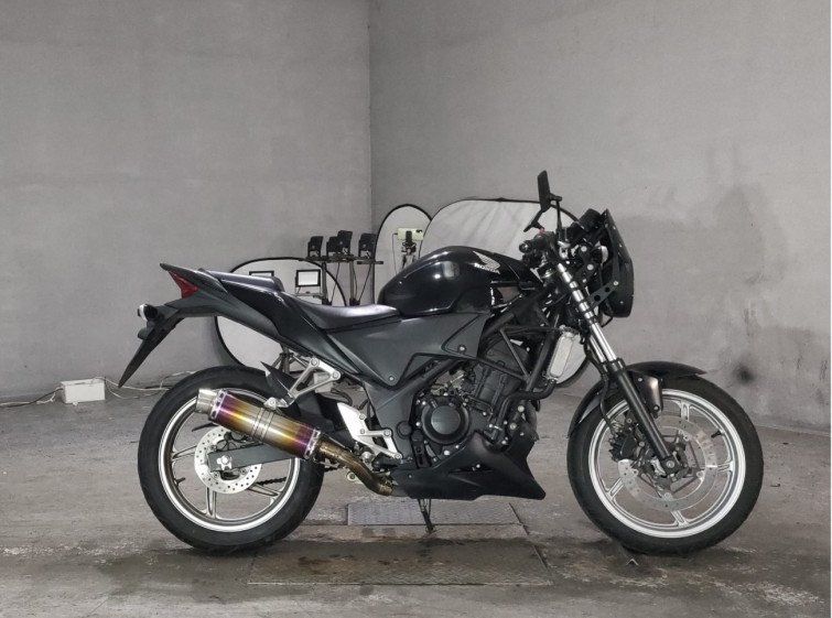 Мотоцикл Honda CBR250R з пробігом 19368 km