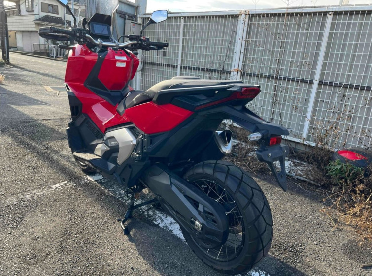 Мотоцикл Honda X-ADV750 з пробігом 6723 km