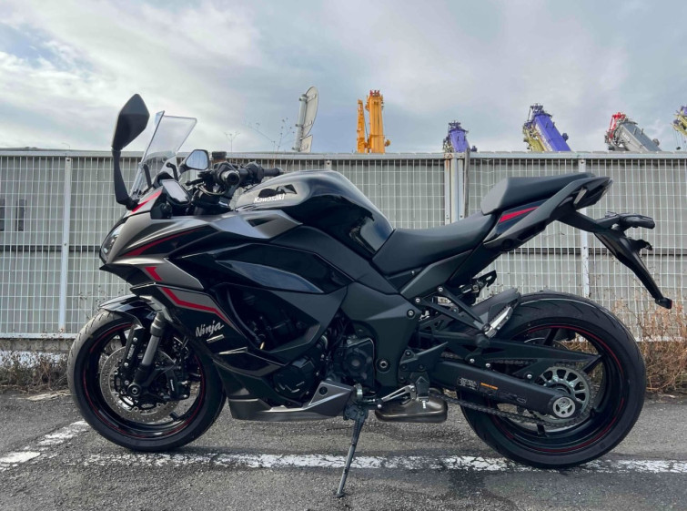 Мотоцикл Kawasaki ninja 1000 sx з пробігом 101 km