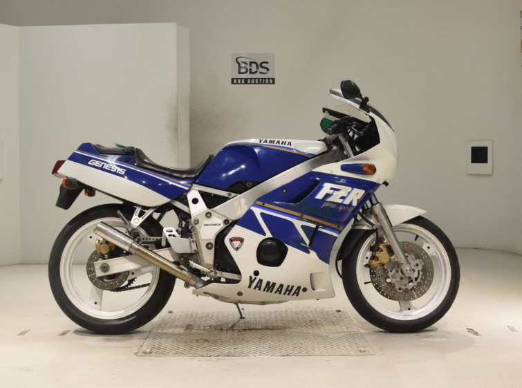 Мотоцикл Yamaha FZR400 с пробегом 24401 km