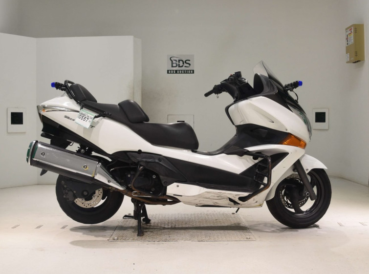 Мотоцикл Honda SILVERWING400GT з пробігом 15103 km