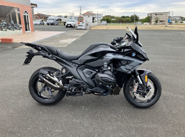 Мотоцикл BMW R1300RS с пробегом 302 km
