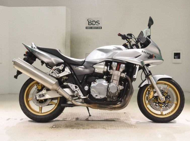 Мотоцикл Honda CB1300SF BOLDOR с пробегом 30144 km