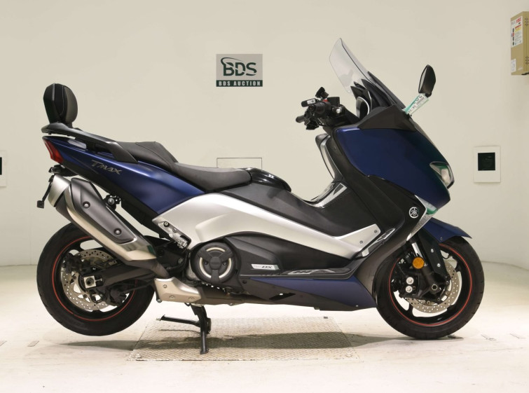 Мотоцикл Yamaha T-MAX530DX с пробегом 15869 km