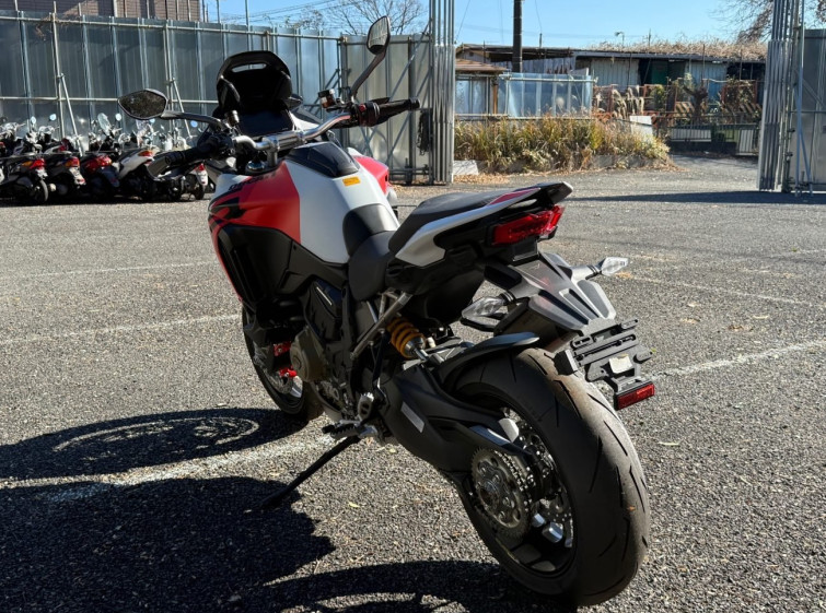 Мотоцикл Ducati MULTISTRADA V4RS с пробегом 3 km
