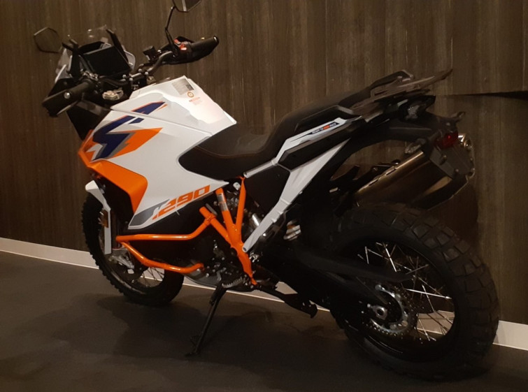 Мотоцикл KTM 1290 ADVENTURE R з пробігом 1 km