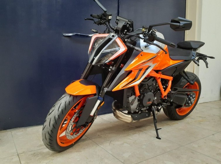Мотоцикл KTM 1290 SUPERDUKE R