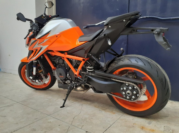 Мотоцикл KTM 1290 SUPERDUKE R