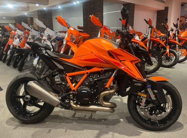 Мотоцикл KTM 1290 SUPERDUKE R