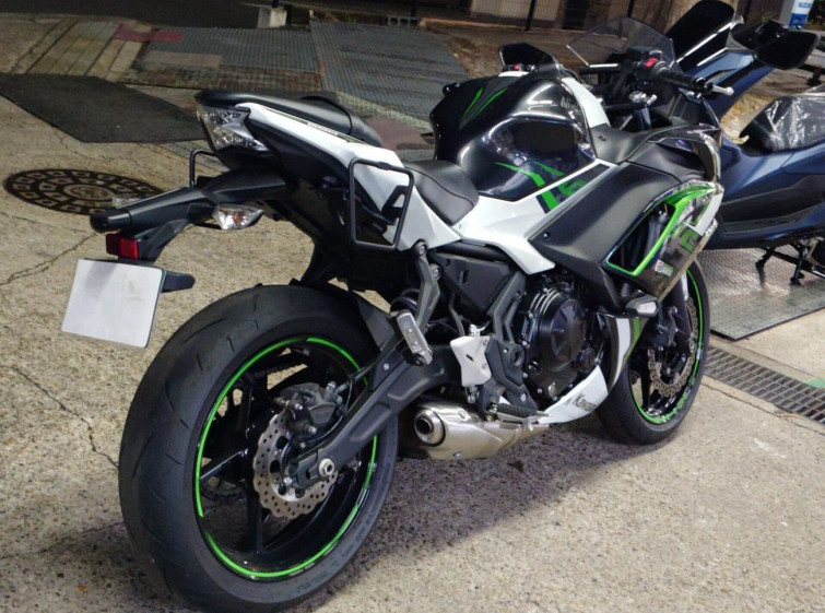 Мотоцикл Kawasaki NINJA650A з пробігом 5924 km