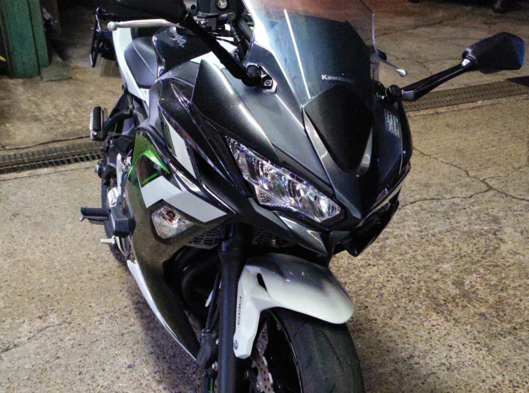 Мотоцикл Kawasaki NINJA650A з пробігом 5924 km