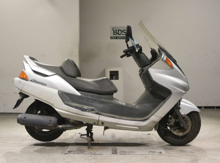 Мотоцикл Yamaha MAJESTY 250 с пробегом 22186 km