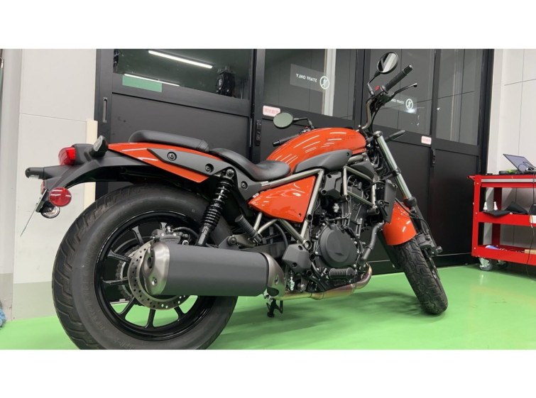 Мотоцикл Kawasaki ELIMINATOR 400 з пробігом 1250 km