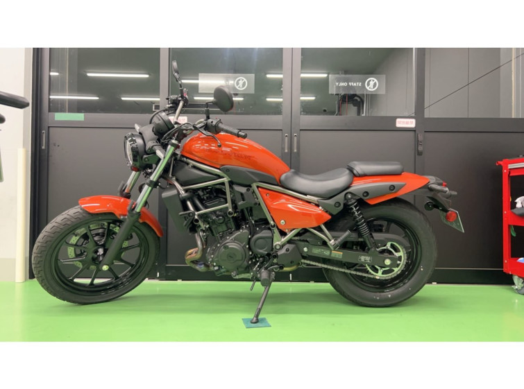 Мотоцикл Kawasaki ELIMINATOR 400 з пробігом 1250 km
