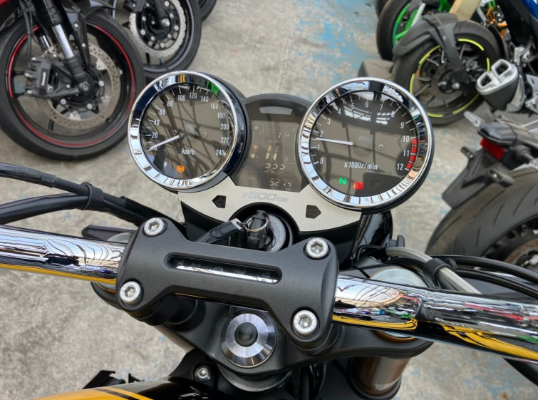 Мотоцикл Kawasaki Z900RS SE с пробегом 5274 km
