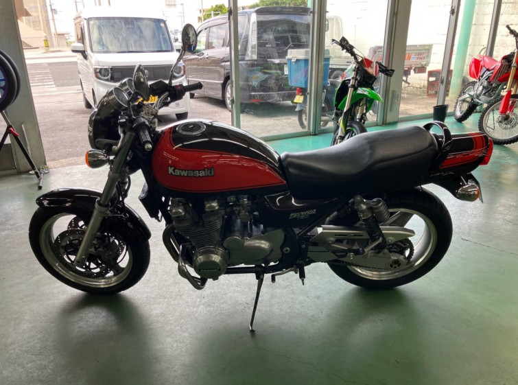 Мотоцикл Kawasaki ZEPHYR750 з пробігом 24656 km