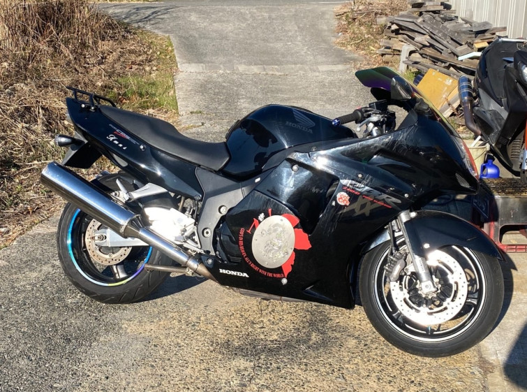 Мотоцикл Honda CBR1100XX BLACKBIRD с пробегом 56461 km