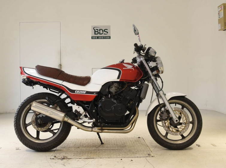 Мотоцикл Honda JADE CB250 з пробігом 42162 km