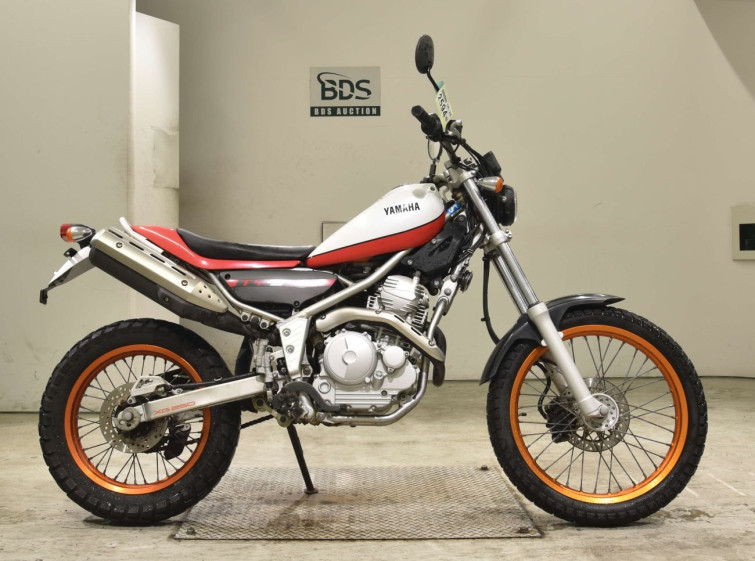 Мотоцикл Yamaha TRICKER з пробігом 5035 km