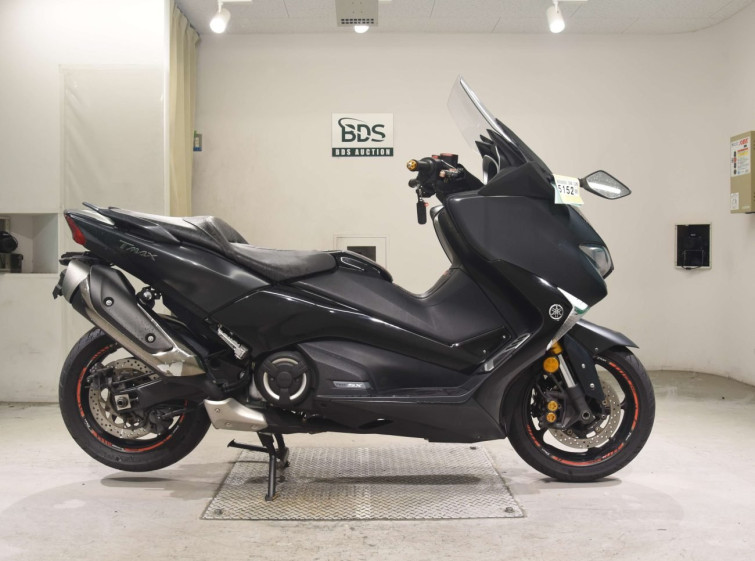 Мотоцикл Yamaha T-MAX530DX с пробегом 40048 km