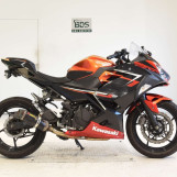 Мотоцикл Kawasaki NINJA400 з пробігом 48491 km