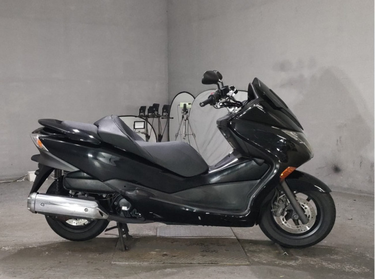 Мотоцикл Honda FORZA Z