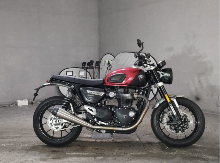Мотоцикл Triumph SPEED TWIN с пробегом 2852 km