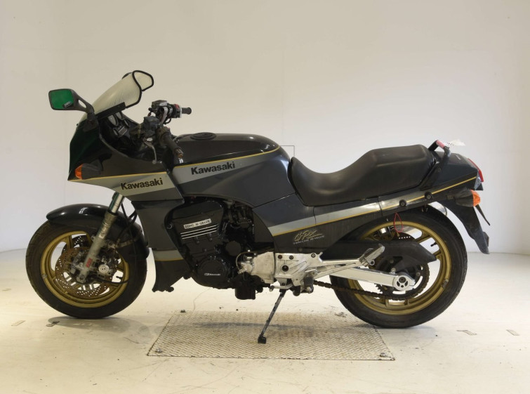 Мотоцикл Kawasaki GPZ900R с пробегом 19843 km