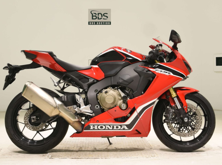 Мотоцикл Honda CBR1000RR з пробігом 29302 km