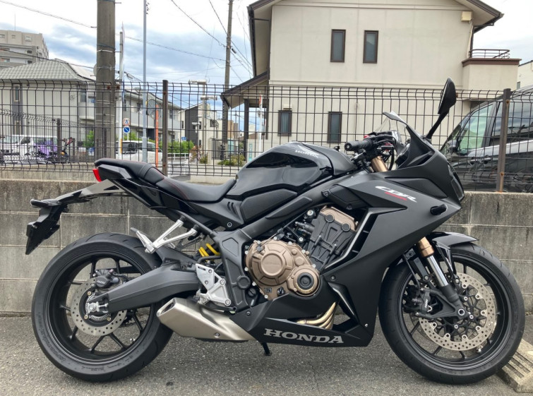Мотоцикл Honda CBR650R з пробігом 13996 km