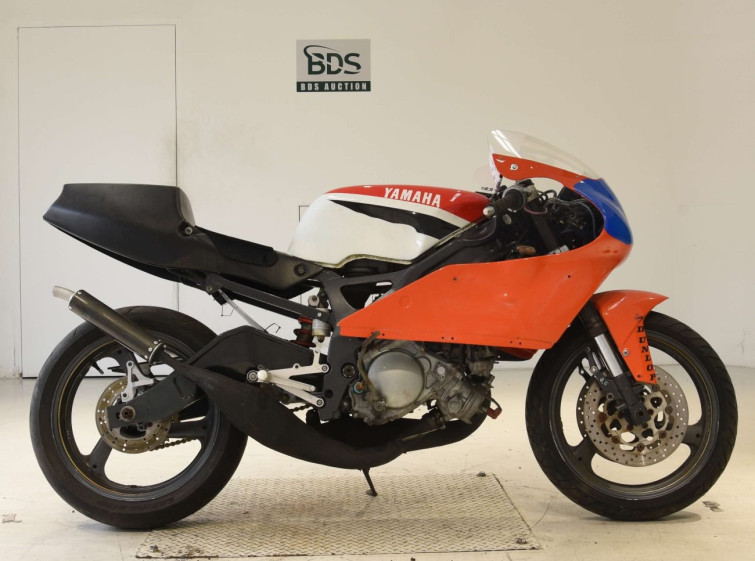 Мотоцикл Yamaha TZR250R