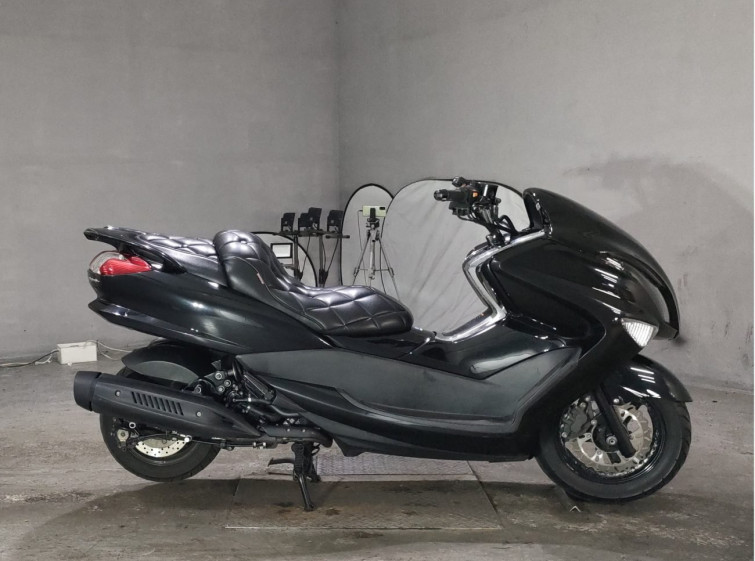Мотоцикл Yamaha MAJESTY 250 с пробегом 14742 km