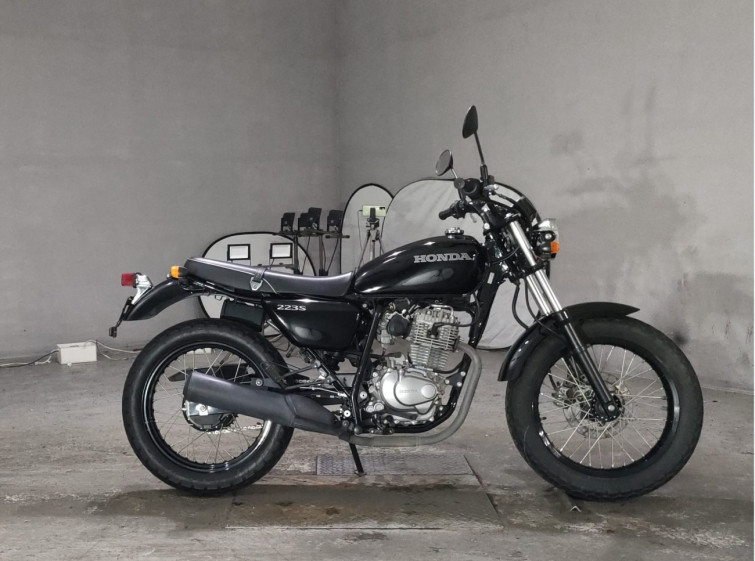 Мотоцикл Honda CB223S з пробігом 11063 km