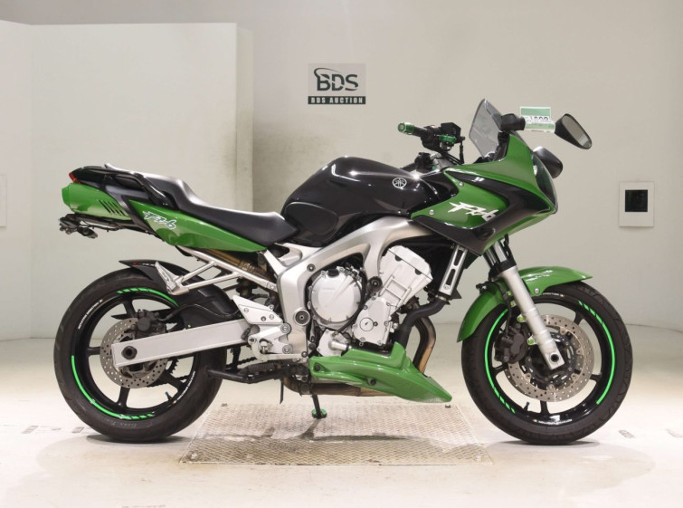 Мотоцикл Yamaha FZ6 FAZER з пробігом 25430 km