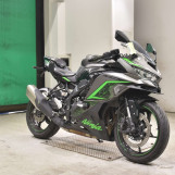 Мотоцикл Kawasaki ZX-25R-2SE з пробігом 4827 km