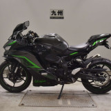 Мотоцикл Kawasaki ZX-25R-2SE з пробігом 4827 km
