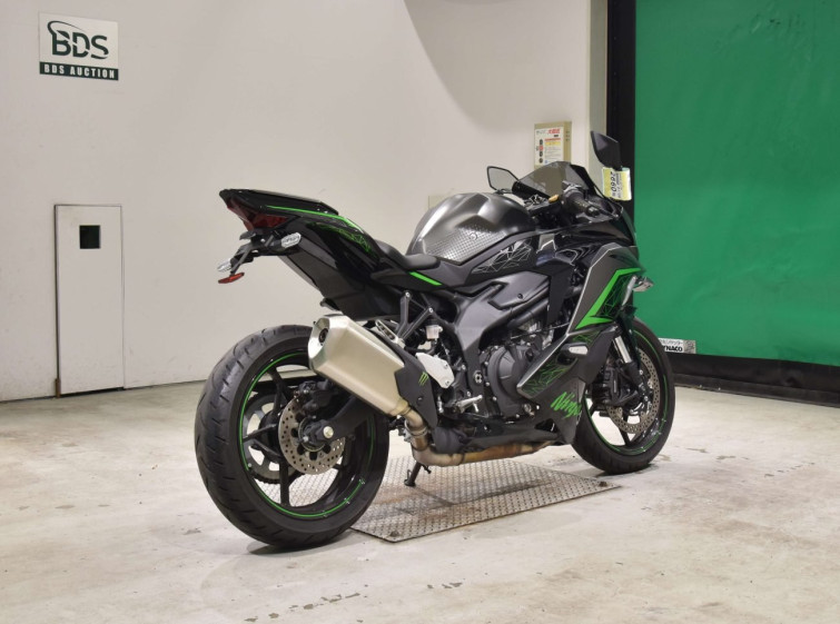 Мотоцикл Kawasaki ZX-25R-2SE з пробігом 4827 km