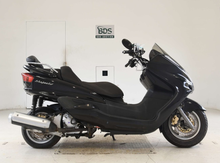Мотоцикл Yamaha MAJESTY 250C