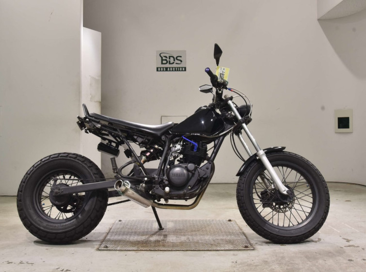 Мотоцикл Yamaha TW225E з пробігом 22623 km