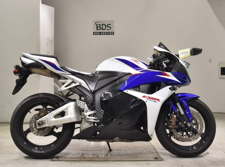 Мотоцикл Honda CBR600RR з пробігом 43170 km