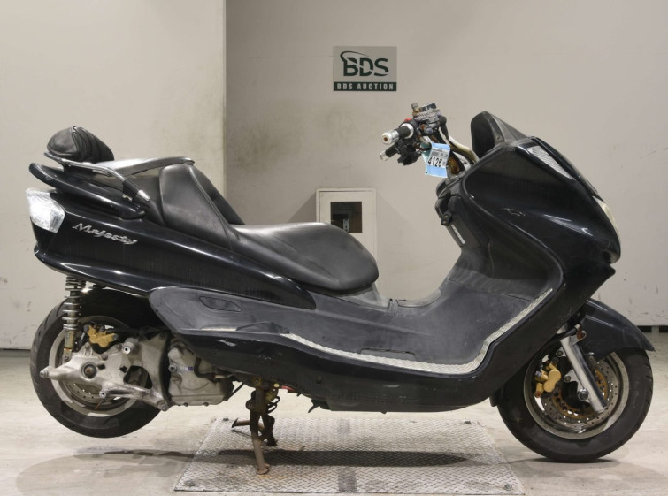 Мотоцикл Yamaha MAJESTY 250C с пробегом 38144 km