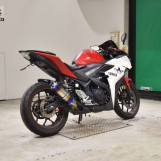 Мотоцикл Yamaha YZF-R25