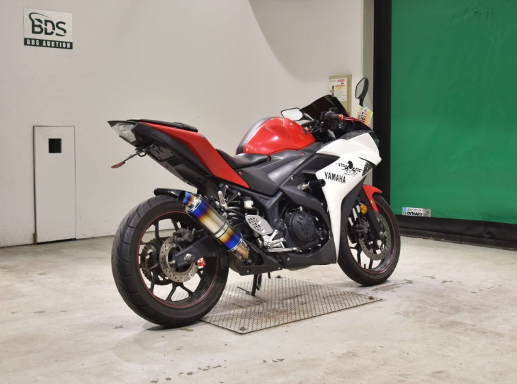 Мотоцикл Yamaha YZF-R25