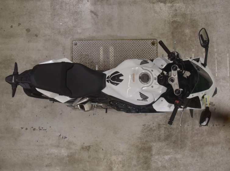 Мотоцикл Honda CBR650R з пробігом 7973 km