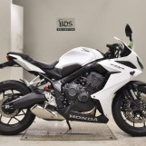Мотоцикл Honda CBR650R з пробігом 7973 km