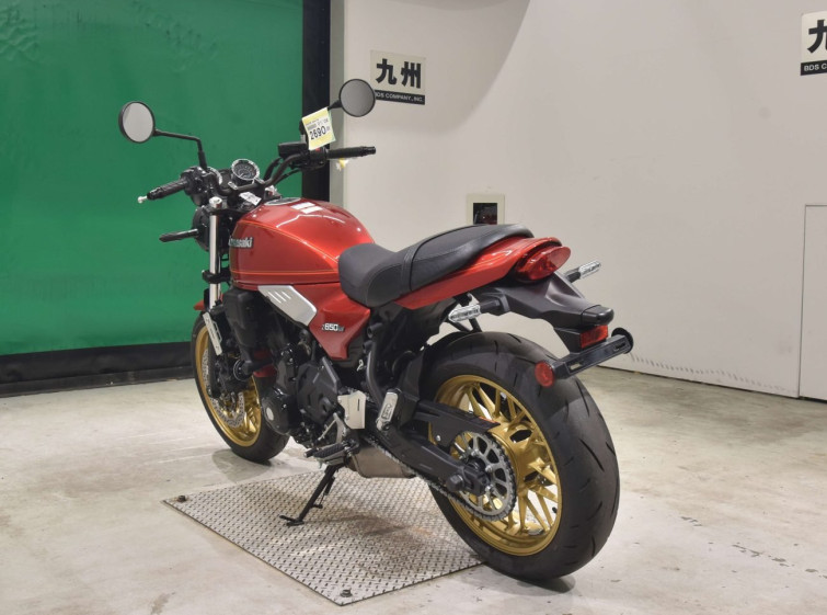 Мотоцикл Kawasaki Z650RS з пробігом 1469 km